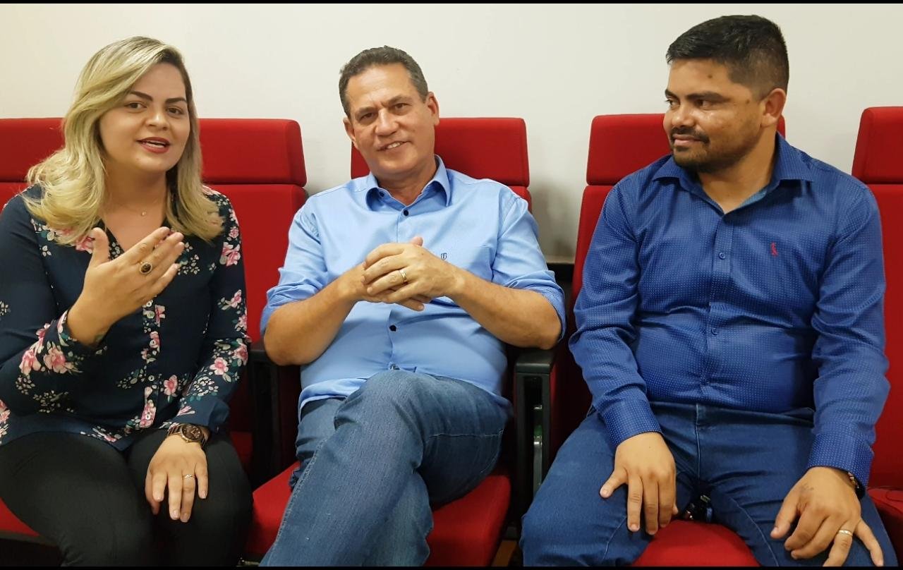 VIGILANTES – Maurão firma compromisso com Ada e Jesuíno no retorno de profissionais nas escolas em área de vulnerabilidade social