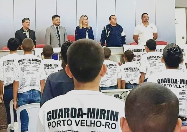 JOVENS – Apoio ao PROERD, Guarda e Bombeiro Mirim é compromisso de Jesuino Boabaid