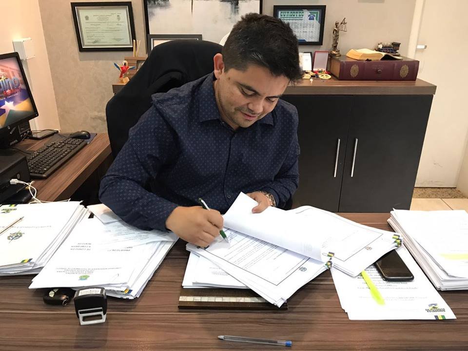 Emenda do deputado Jesuíno aumenta idade para ingresso de novos militares