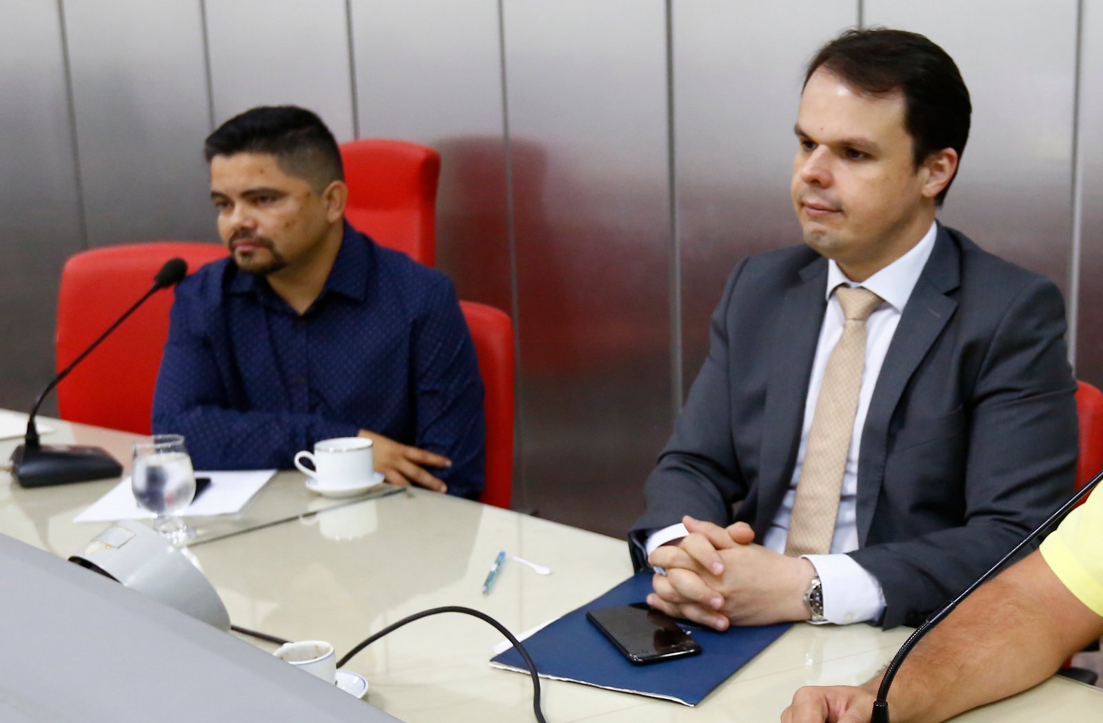 Deputado Jesuíno participa de reunião e apoia projeto da “Lei dos decibéis”