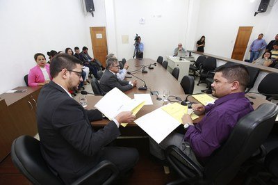Comissão debate situação de trabalho precária de policiais em Nova Dimensão