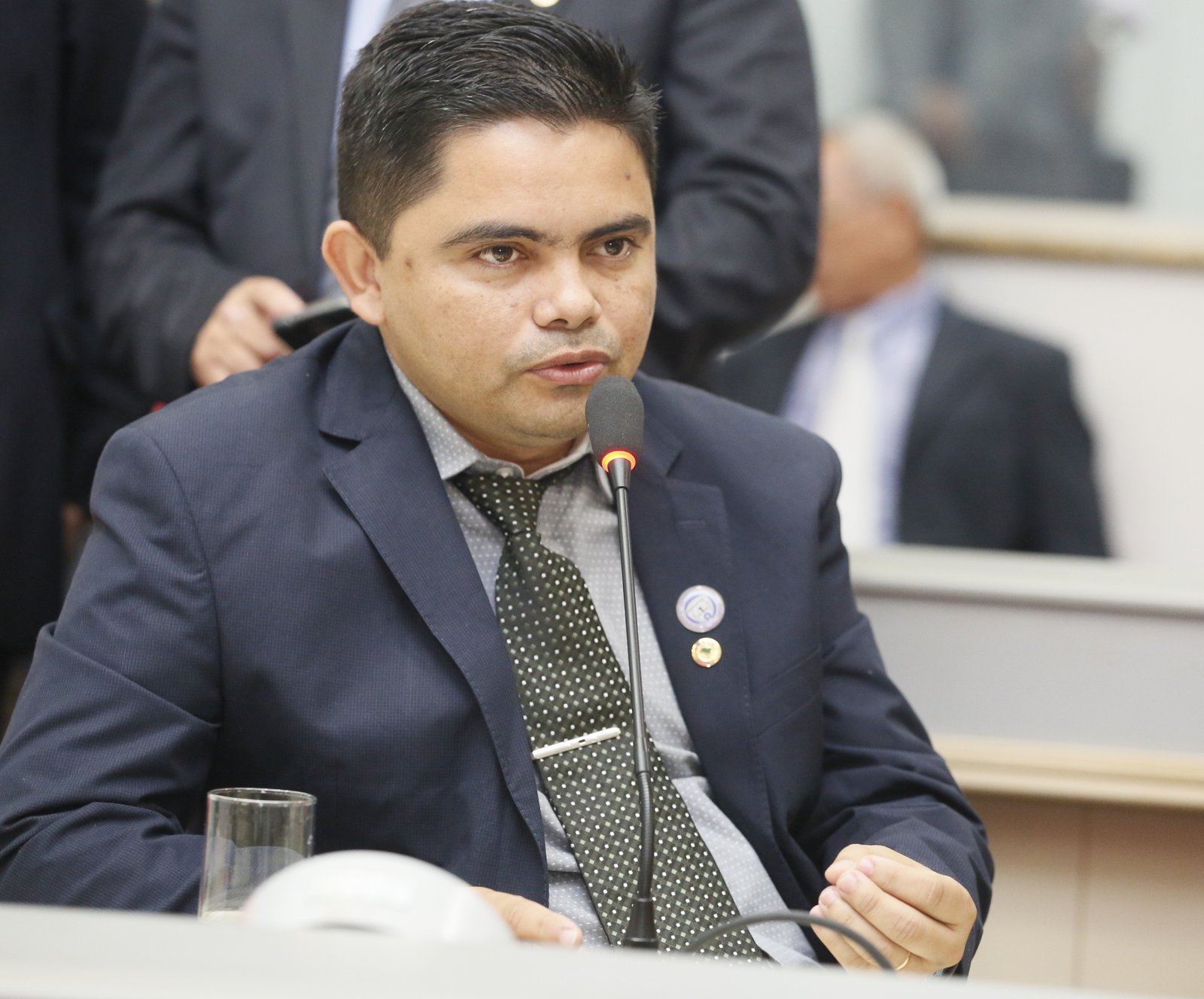 Deputado Jesuíno Boabaid encaminha denúncia para comissão e DER será fiscalizado