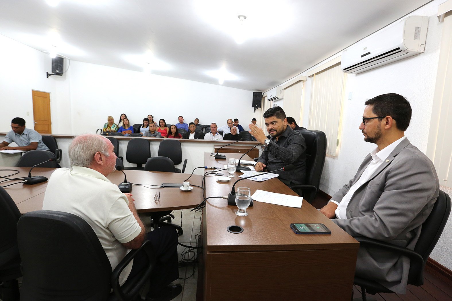 Jesuíno Boabaid questiona interferência no Poder Legislativo