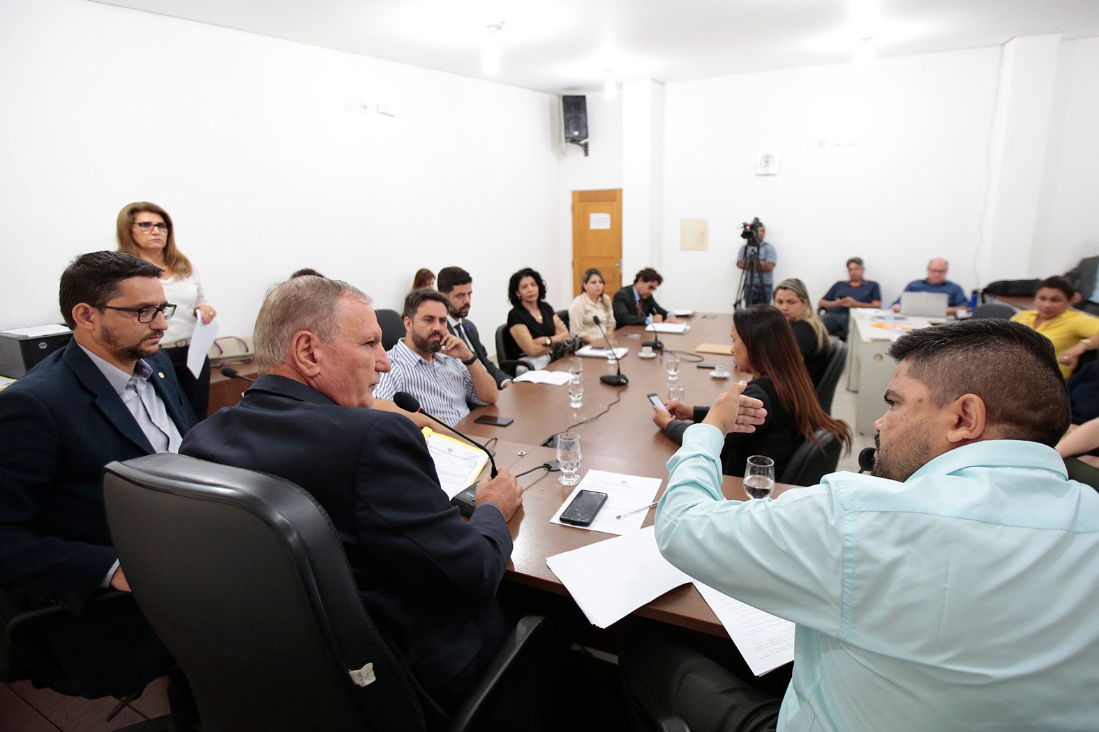 Comissão aprova Projeto de Lei que libera porte de arma a socioeducadores vai à votação plenária