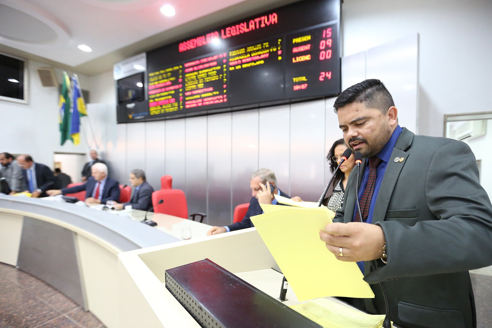 Deputado Jesuino aprova projeto que susta efeitos de resolução sobre normas disciplinares do CBM