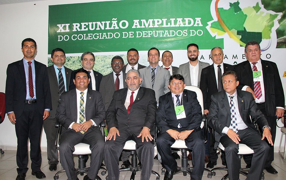 Deputado Jesuíno participa de debates na XI reunião do Parlamento Amazônico