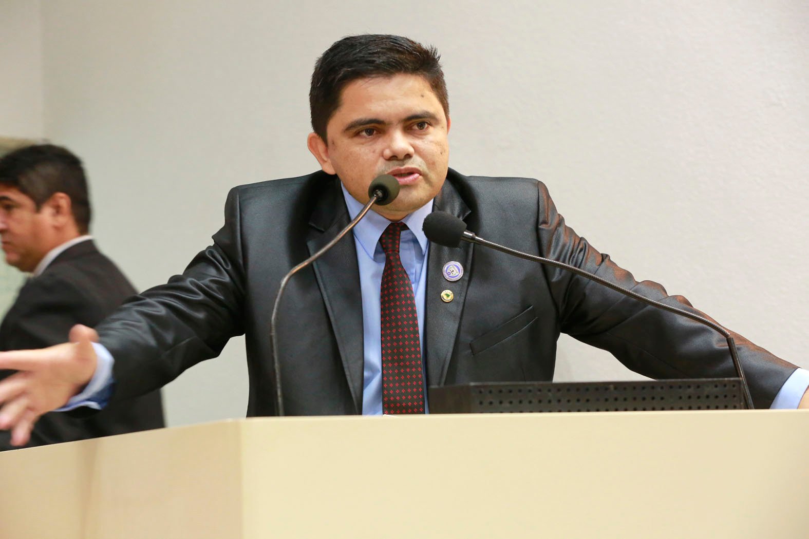 Jesuíno pede melhoria para setor de segurança pública