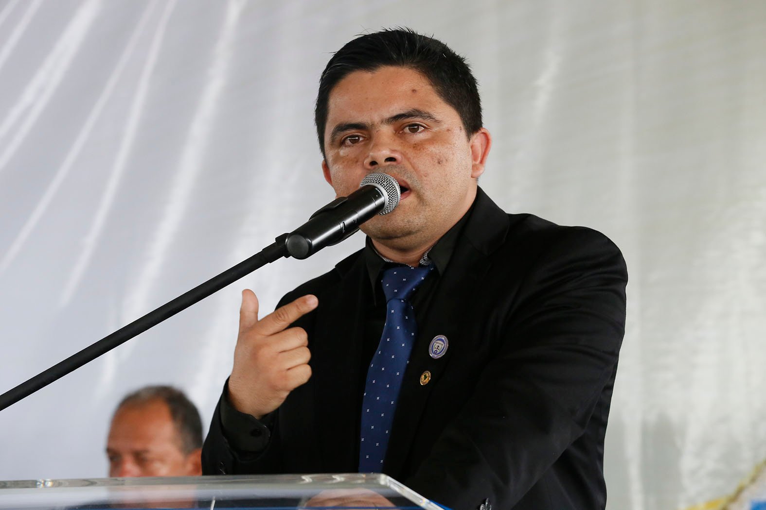 Jesuíno denuncia calamidade e perseguição de comando da PM