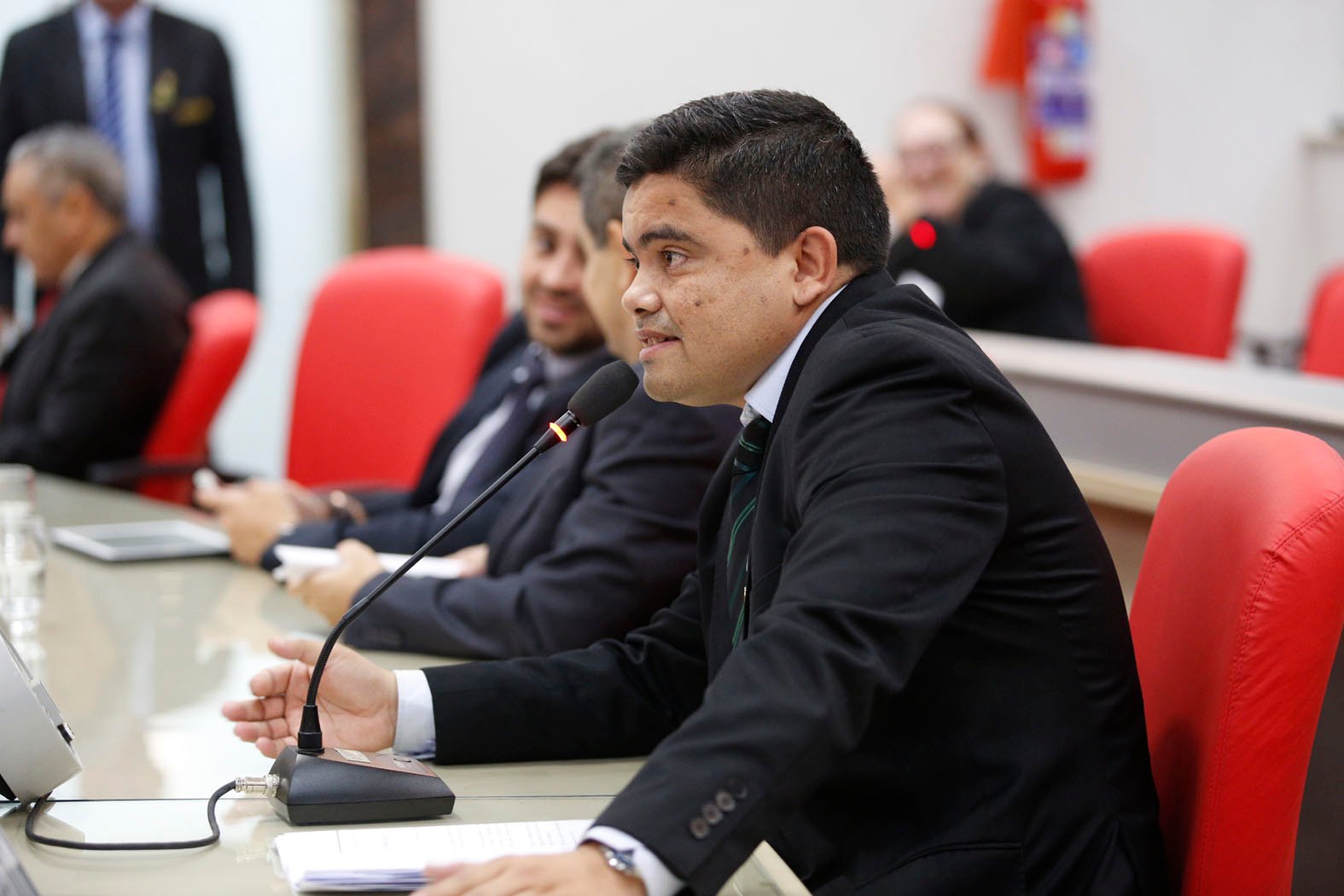 Jesuíno Boabaid solicita presença de secretários