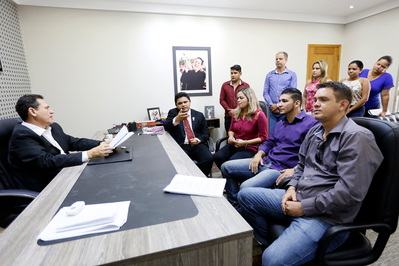 Maurão de Carvalho recebe pauta de reivindicações da Assfapom