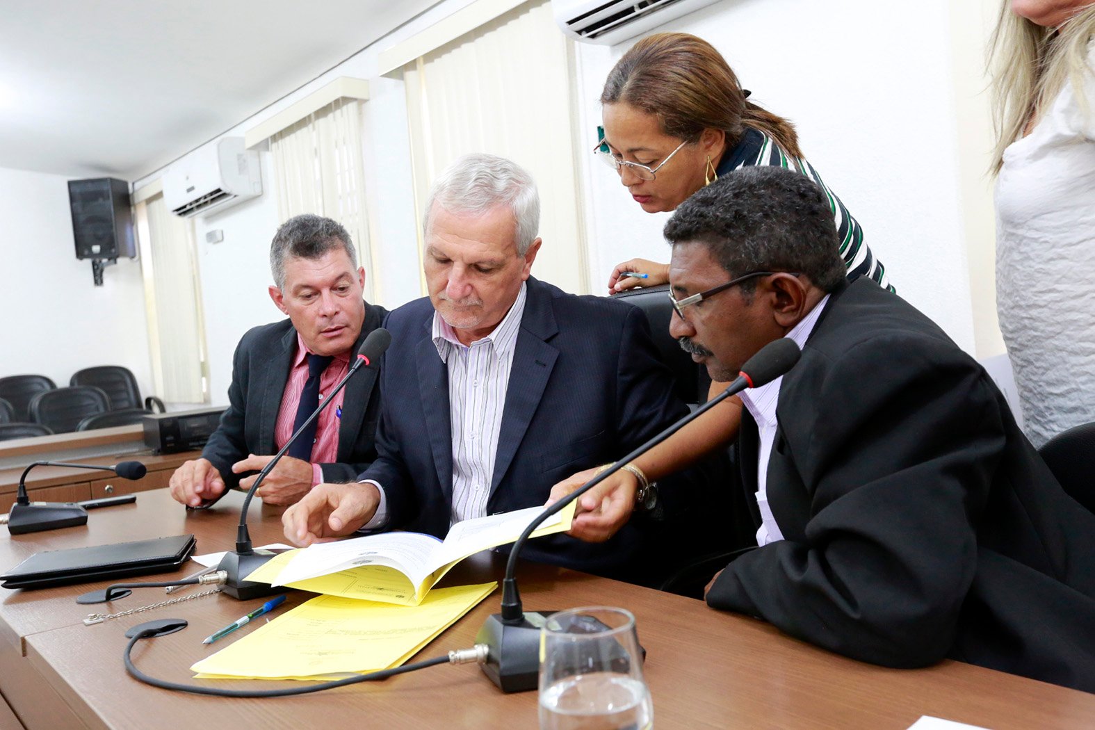 Comissão de Defesa do Consumidor vota pelo arquivamento de projeto