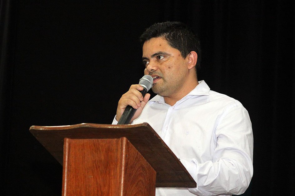 Deputado Jesuíno acompanha formação de policiais em curso do Proerd