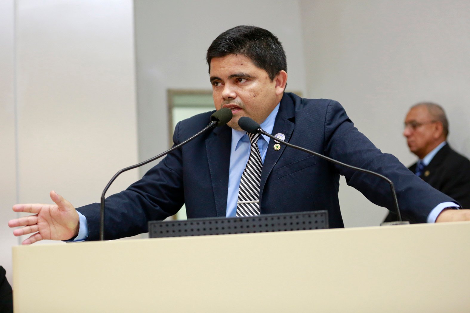 Regularização fundiária dos bairros Nacional e Escola de Polícia na capital