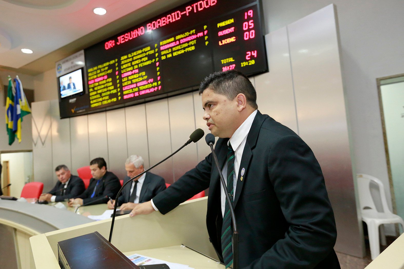 Jesuíno defende CPI para investigar compra de terreno