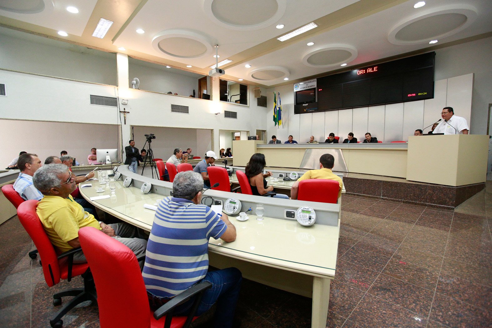 Situação de taxistas da capital é discutida durante audiência pública