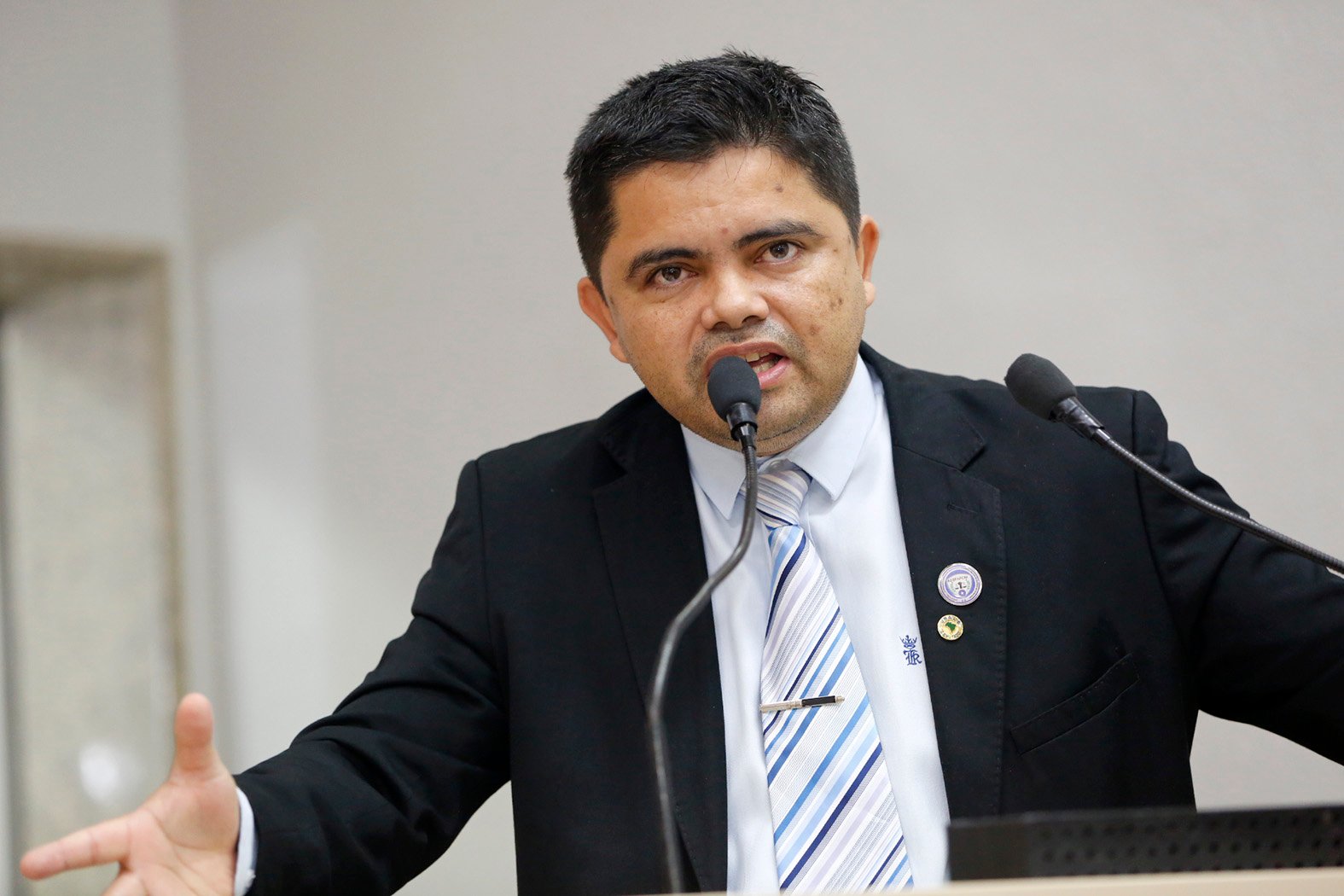 Boabaid diz que projeto do governo federal fere direitos dos militares