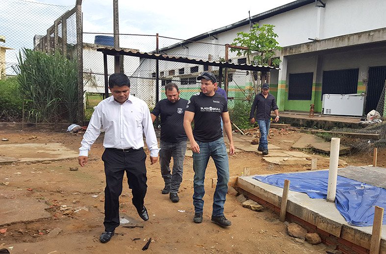 Jesuíno inspeciona Colônia Ênio Pinheiro, danificada em rebelião