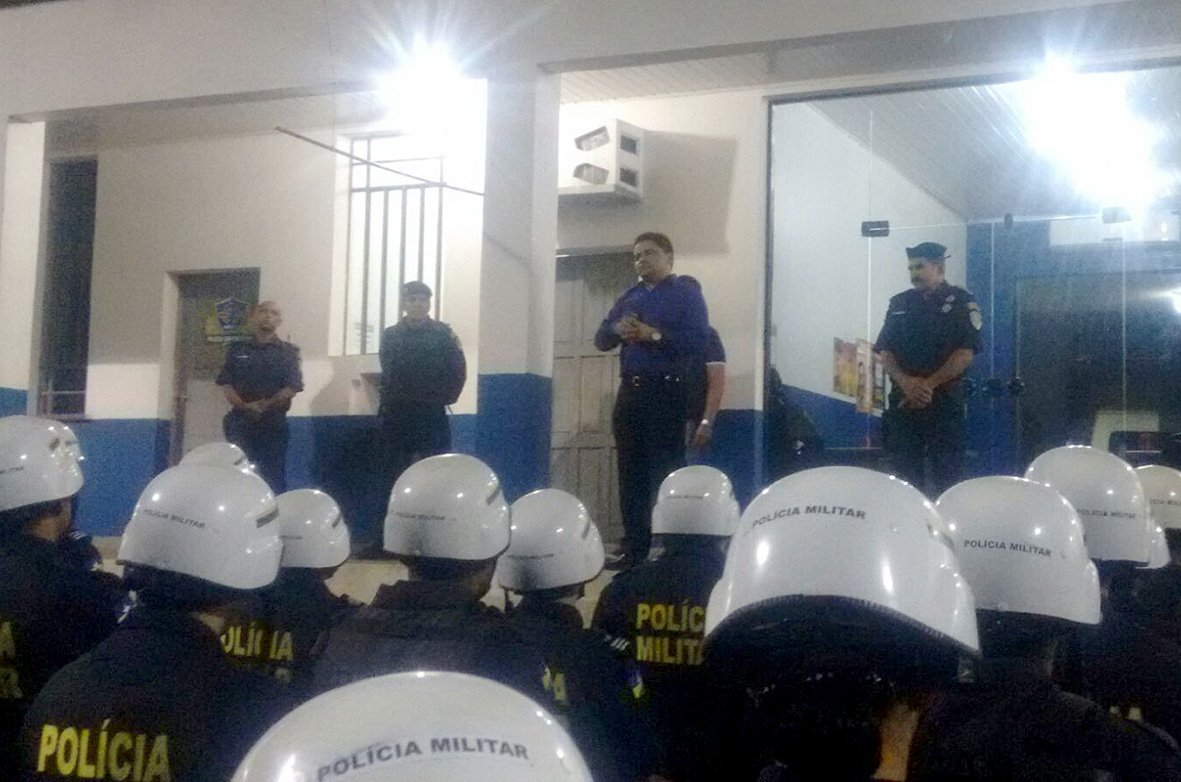 Jesuíno fiscaliza escala de plantão de policiais durante o carnaval