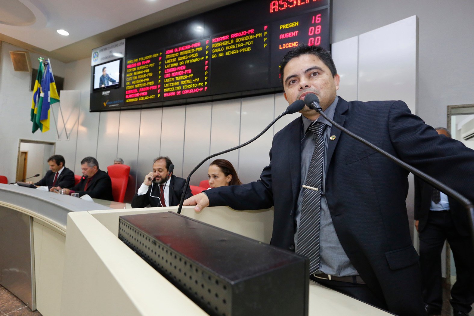 Deputado Jesuíno quer CPI para investigar atuação da usina de Santo Antônio