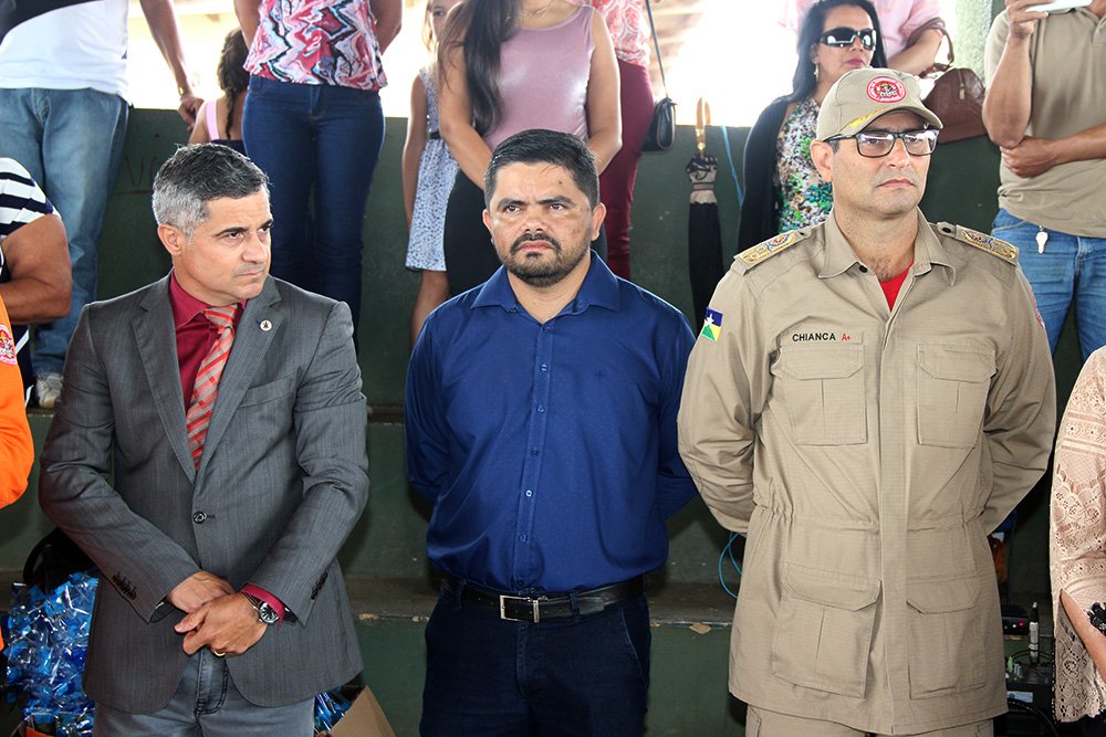 Deputado Jesuíno participa de formatura no Colégio Tiradentes unidade VII