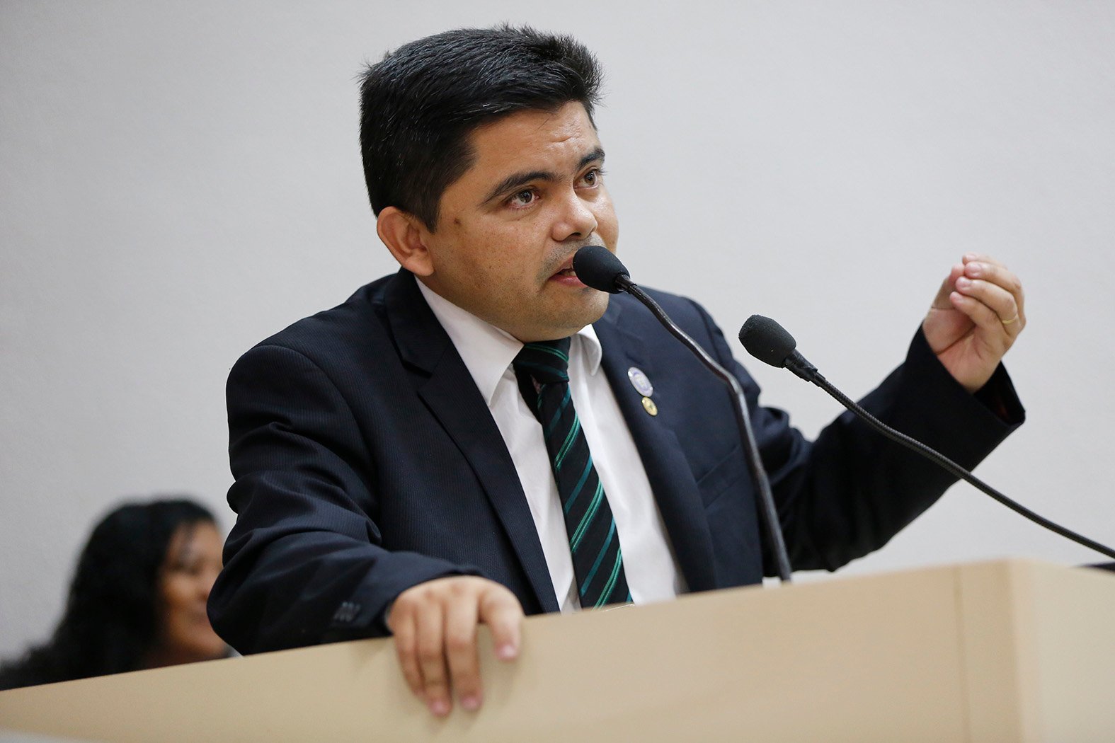 Jesuíno Boabaid indica asfaltamento em bairros de Porto Velho