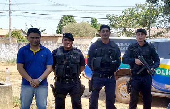 Deputado Jesuíno visita prédio de delegacia e anuncia emenda para reforma