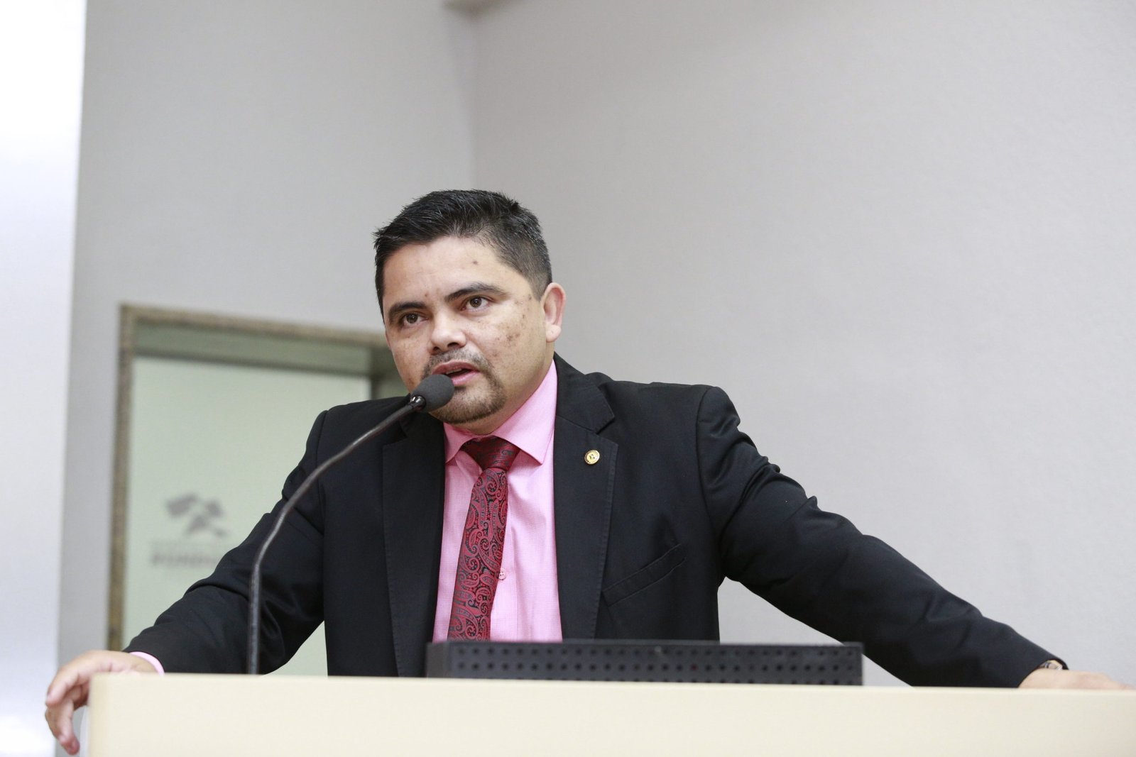 Deputado Jesuíno solicita do governo retorno do serviço de moto-resgate