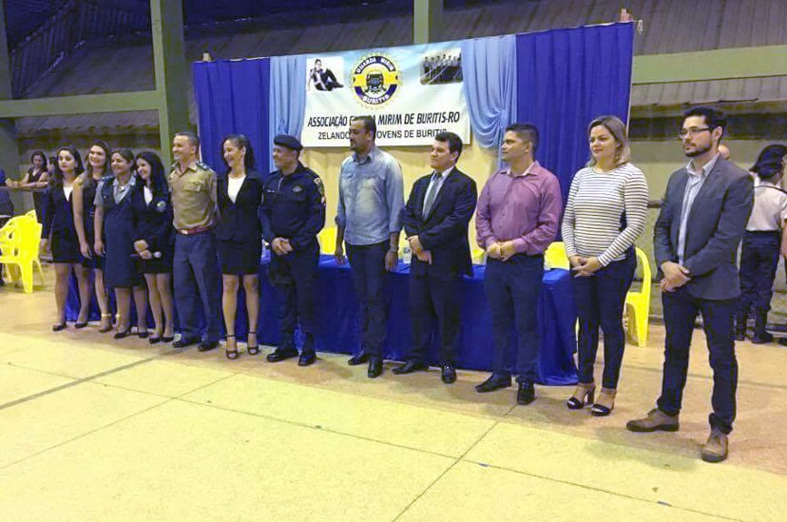 Deputado Jesuíno prestigia formatura de jovens da Guarda Mirim de Buritis