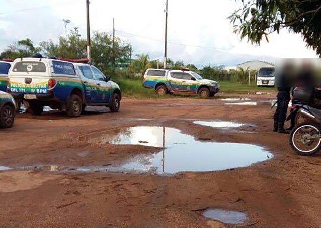 Deputado Jesuíno recebe denúncia sobre precariedade no 5º Batalhão da PMRO