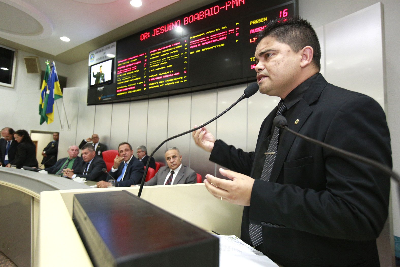Jesuíno Boabaid apresenta projeto proibindo garimpagem no rio Madeira