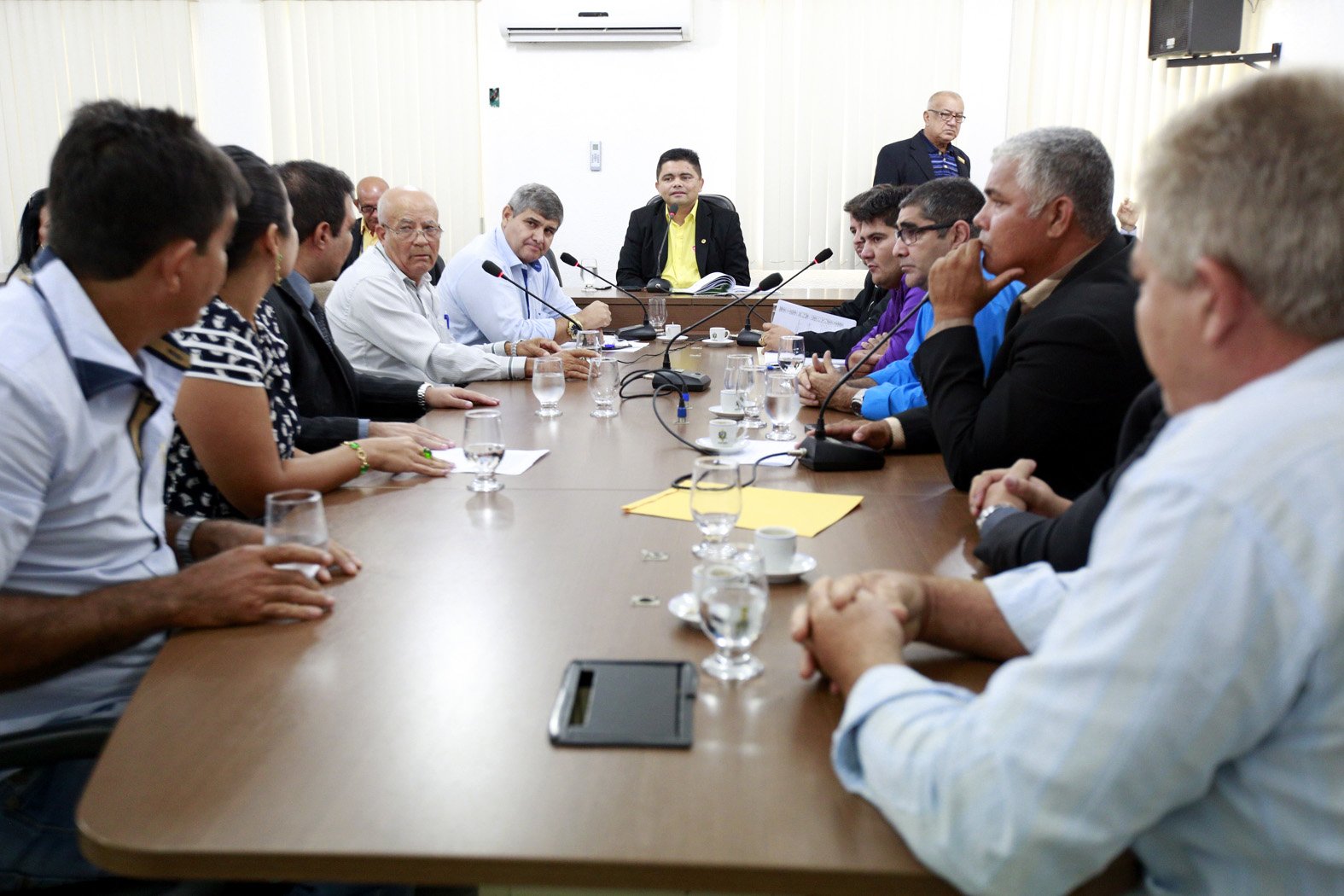 Jesuíno resolve problema fundiário envolvendo 600 famílias em Alto Paraíso