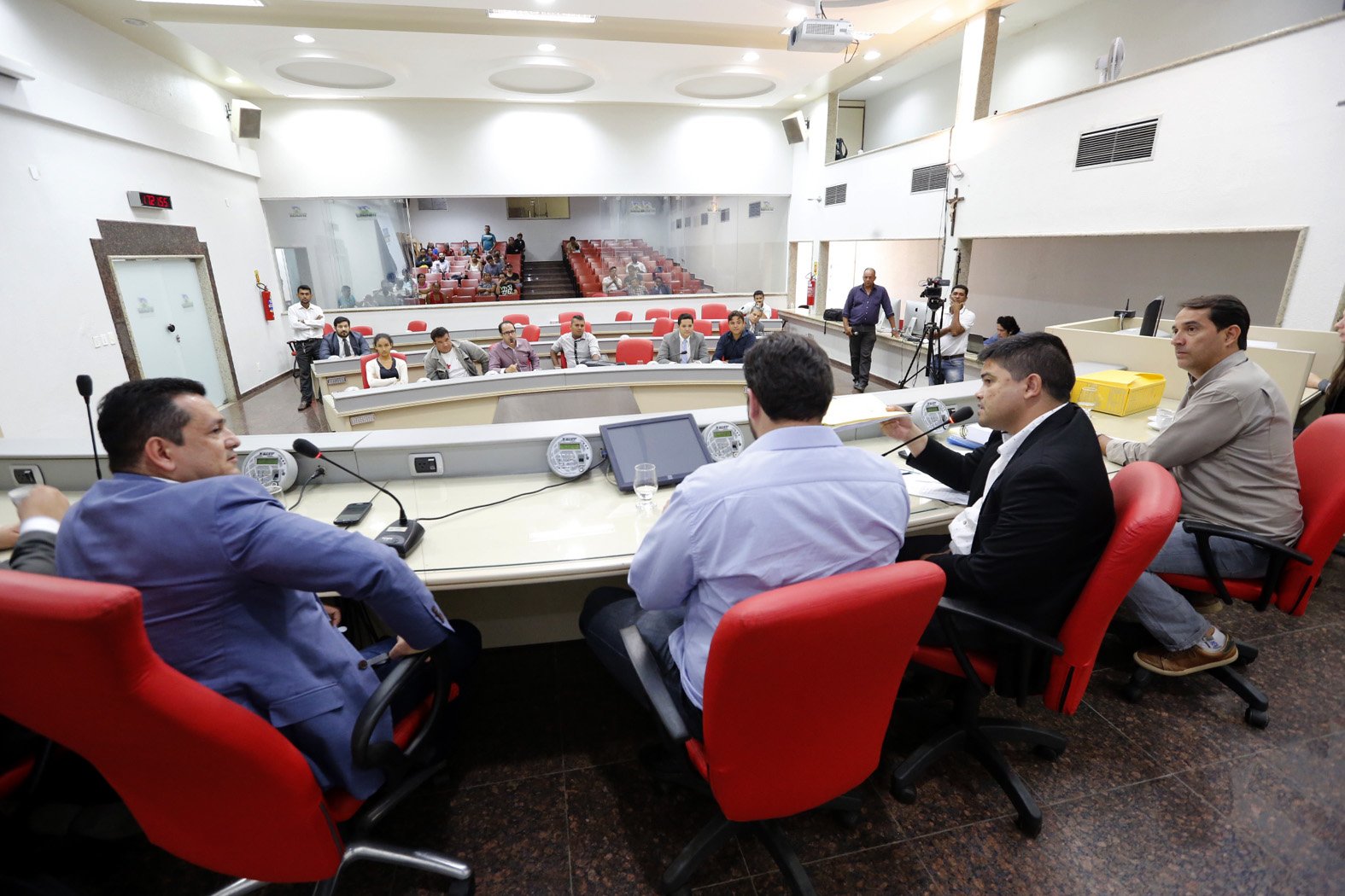 Deputado Jesuíno consegue que taxa de esgoto permaneça reduzida