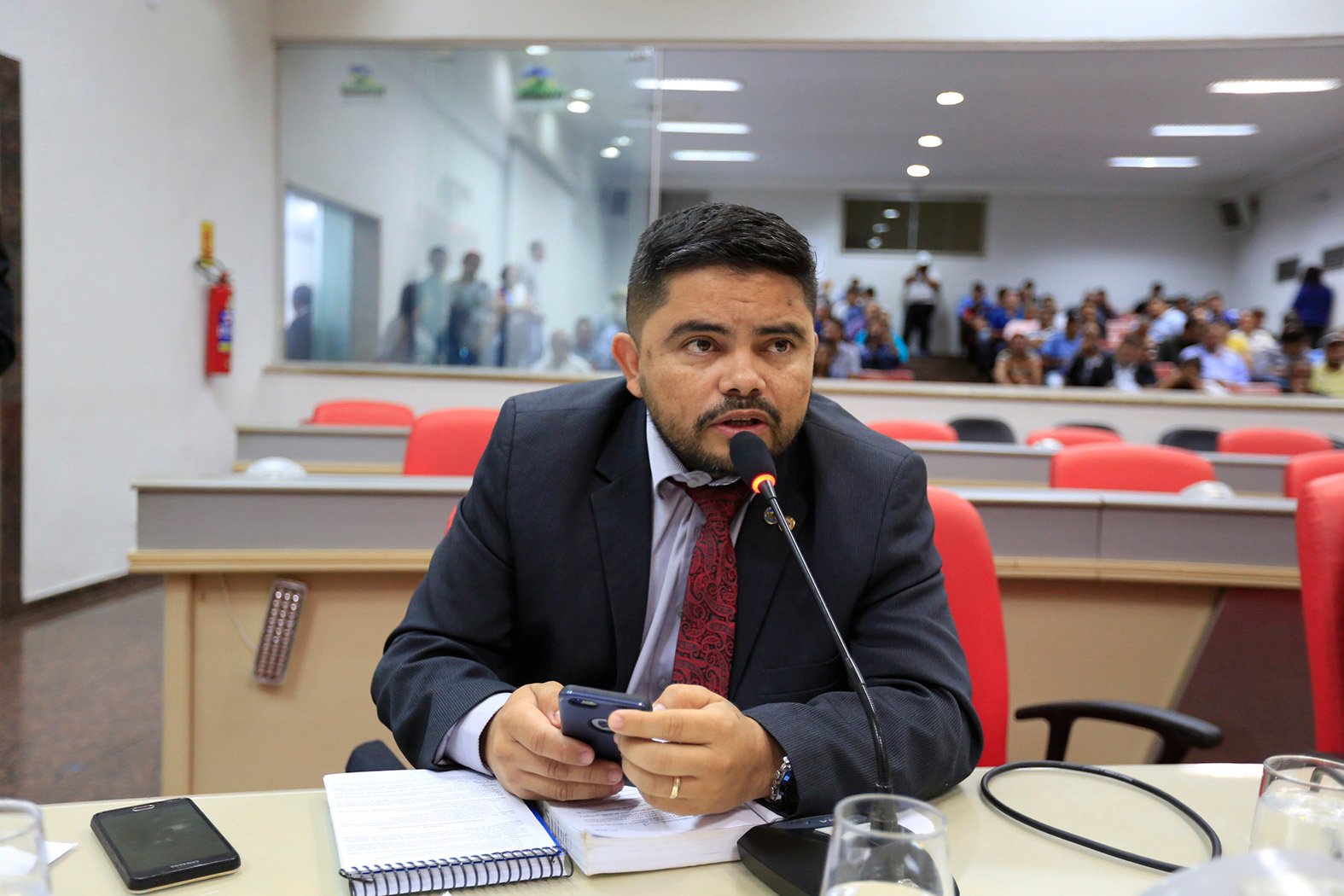 Deputado Jesuíno intercede junto ao governo para destinar policiais para Vilhena