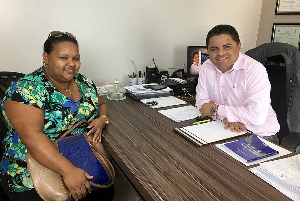 Deputado Jesuíno ouve pedidos de moradores da Vila Dnit