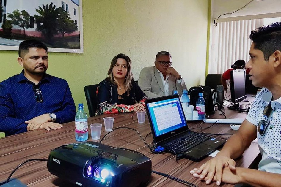 Deputado Jesuíno visita instituto, conhece estrutura e novo sistema previdenciário