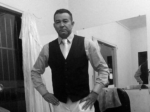 Deputado Jesuíno externa seus sentimentos por morte de cabeleireiro