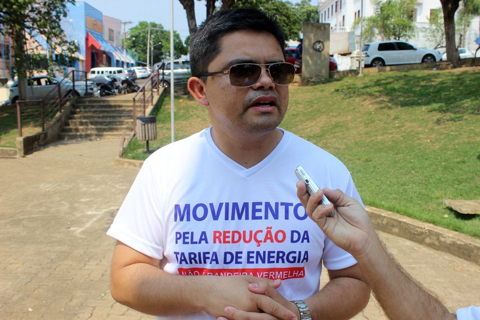 Deputado Jesuíno comemora proibição das bandeiras tarifárias no Estado